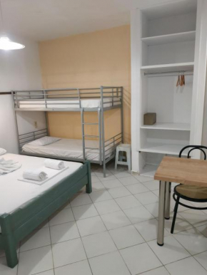 Renia Studio-apartments-studio